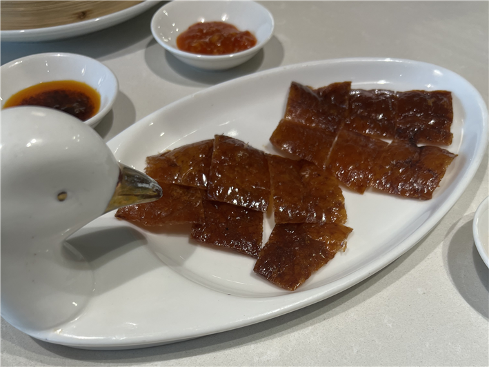 Peking duck skin served
